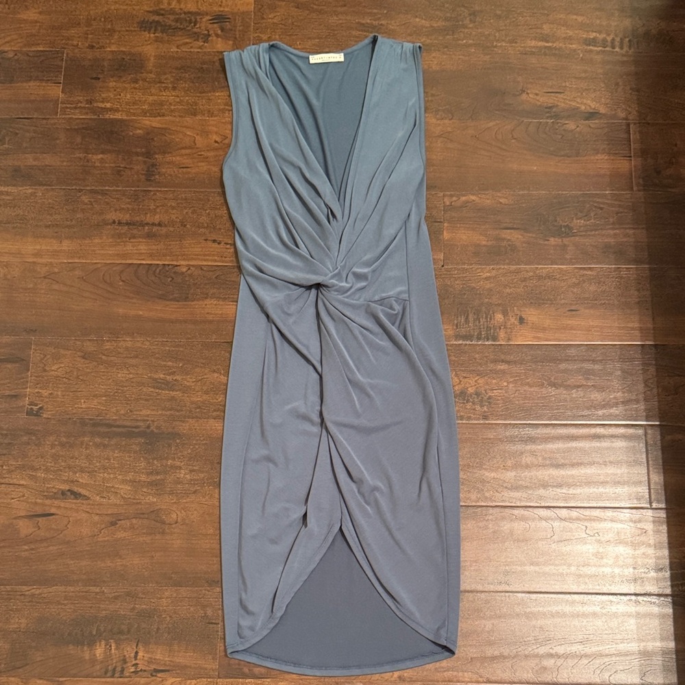 Sophisticated Sleeveless Midi Dress in Slate Blue